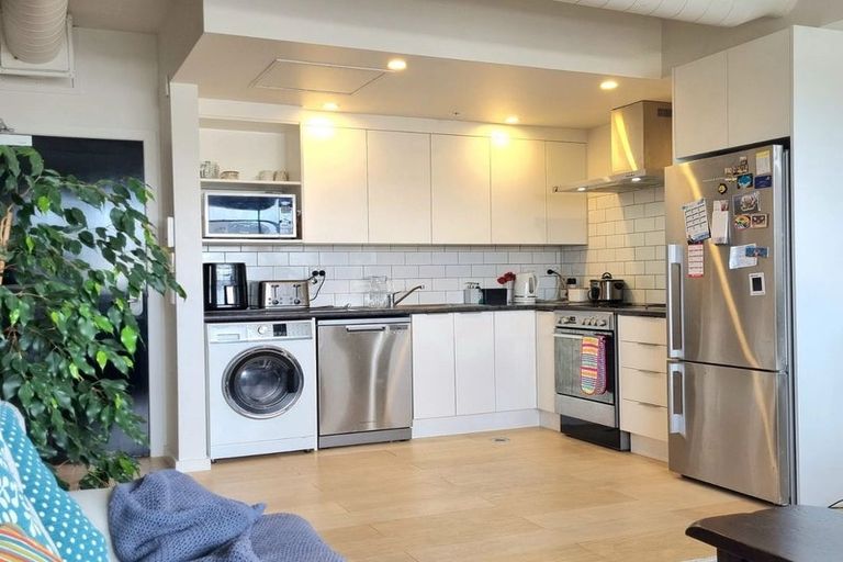 Photo of property in Quantum On Thorndon Quay, 5/163b Thorndon Quay, Pipitea, Wellington, 6011