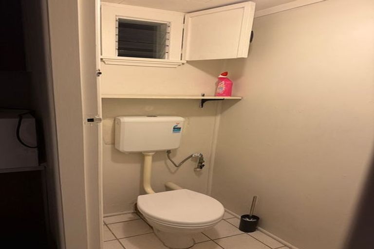 Photo of property in 15 Sturdee Road, Manurewa, Auckland, 2102