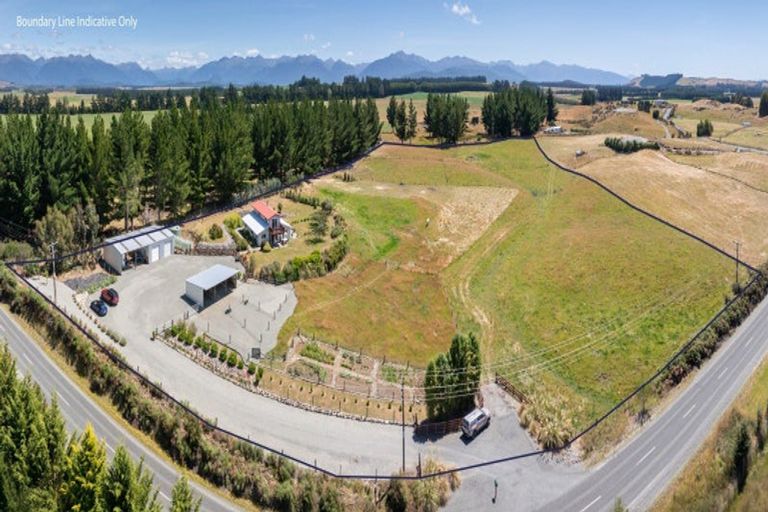 Photo of property in 1059 Hillside Manapouri Road, Manapouri, Te Anau, 9679