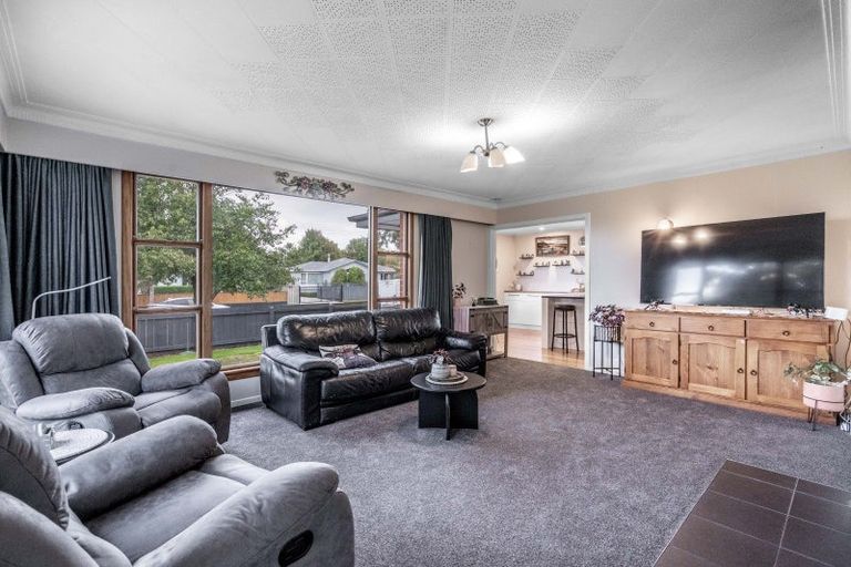 Photo of property in 12 Weka Street, Waikiwi, Invercargill, 9810