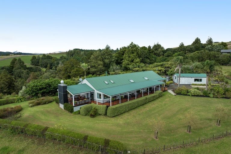 Photo of property in 307c Maxted Road, Bombay, Drury, 2579