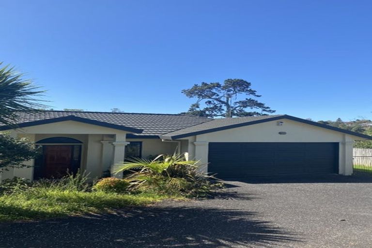 Photo of property in 24 Jubaea Place, Henderson, Auckland, 0610