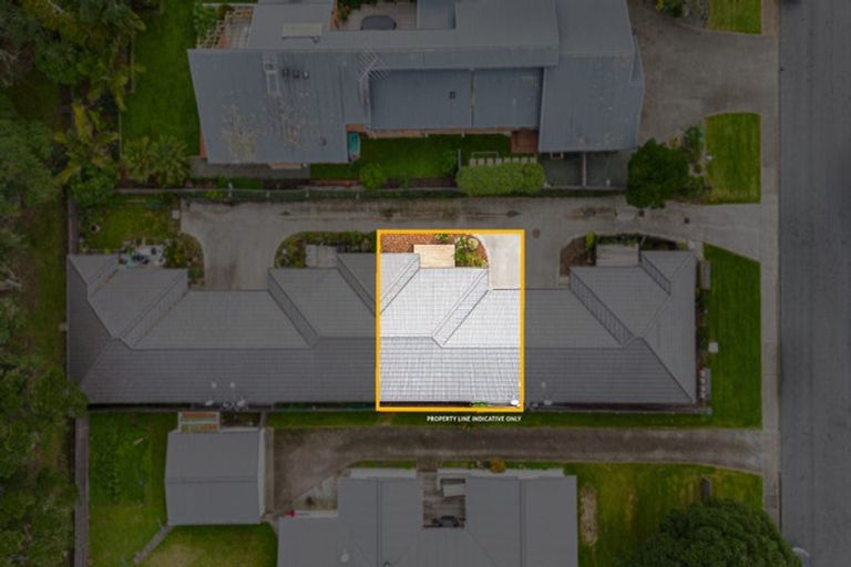 Photo of property in 16b Elizabeth Street, Orewa, 0931