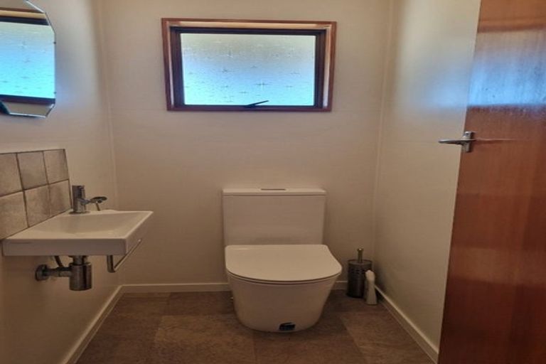 Photo of property in 101a Shooting Butts Road, Martinborough, 5784