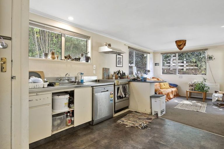 Photo of property in 60 Cliffs Road, Saint Clair, Dunedin, 9012