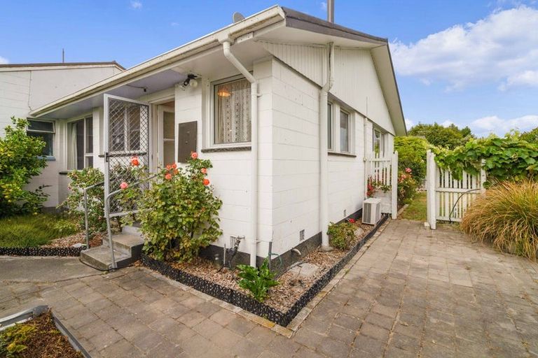 Photo of property in 9 Woodcote Avenue, Hornby, Christchurch, 8042