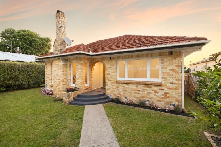 Photo of property in 121 Galloway Street, Hamilton East, Hamilton, 3216