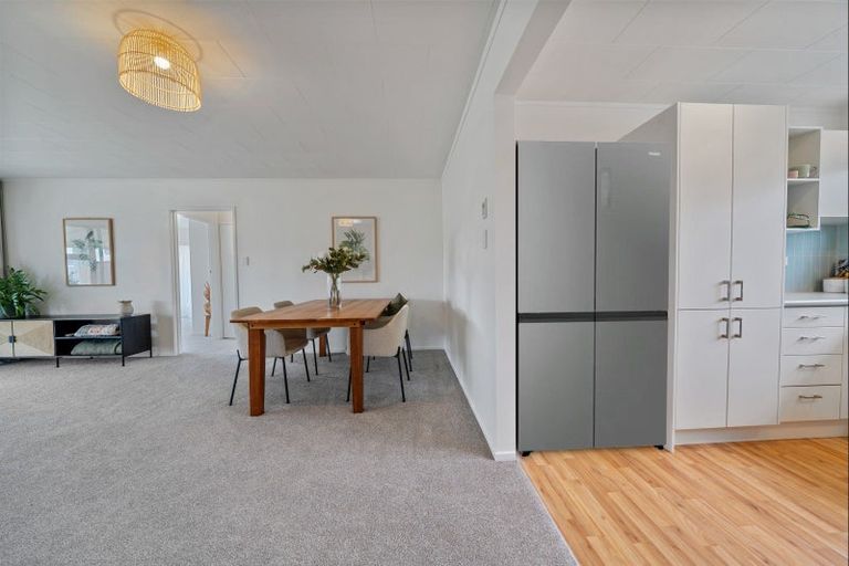 Photo of property in 19 Bronte Place, Whalers Gate, New Plymouth, 4310