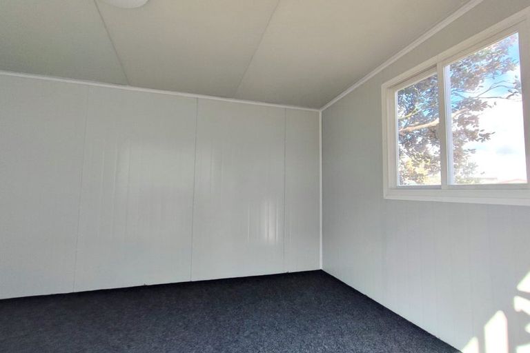 Photo of property in 9 Lachlan Place, Favona, Auckland, 2024
