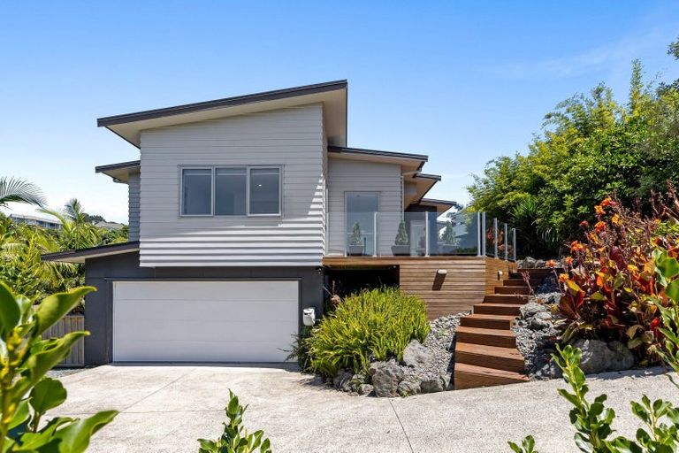 Photo of property in 4b Astrolabe Place, Gulf Harbour, Whangaparaoa, 0930