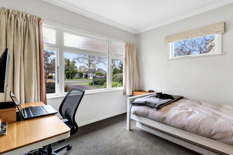 Photo of property in 68 Seddon Street, Takaro, Palmerston North, 4412