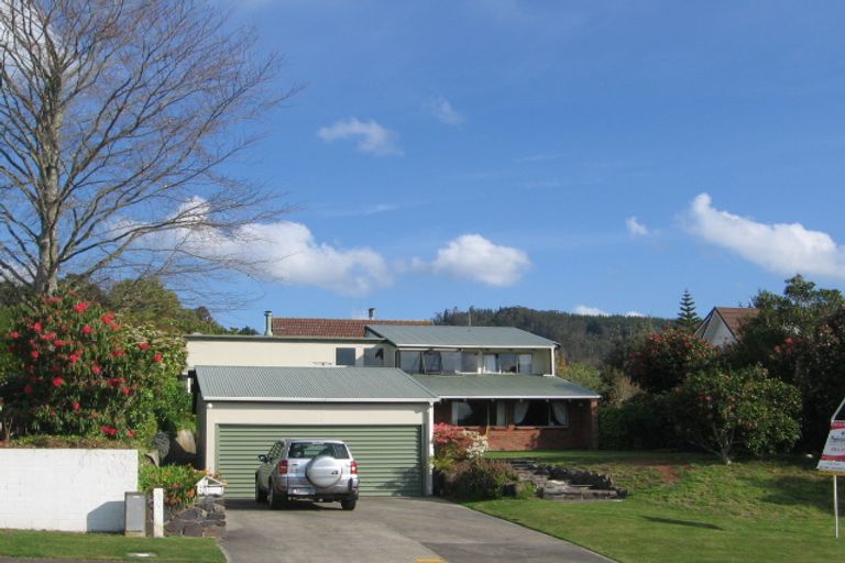 Photo of property in 27 Blackmore Drive, Lynmore, Rotorua, 3010