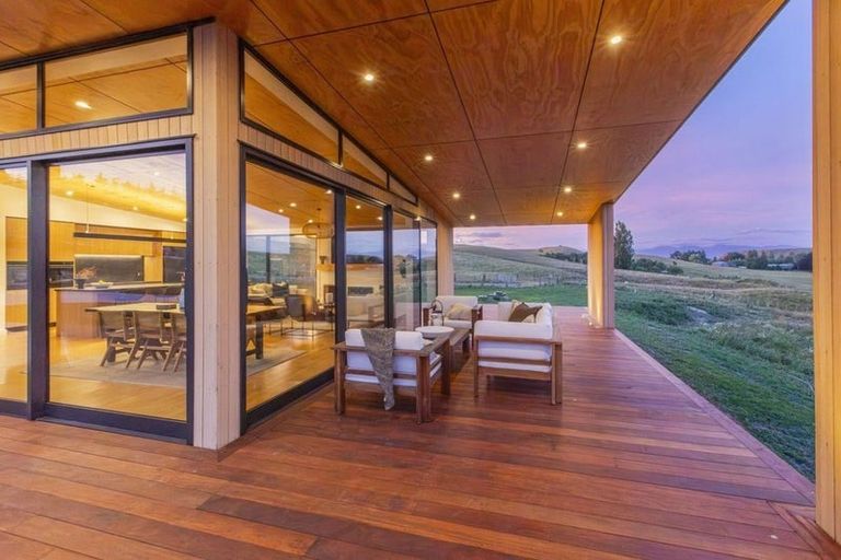 Photo of property in 47 Waiou Road, Waipukurau, 4281