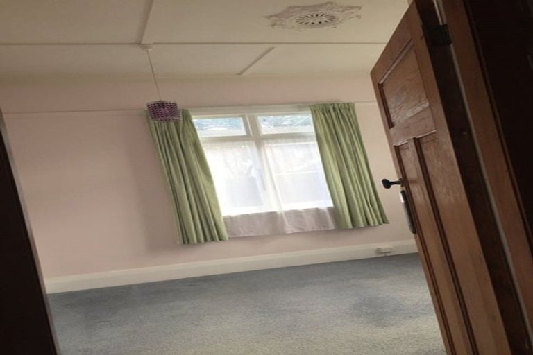 Photo of property in 17a Princes Street, Hawera, 4610