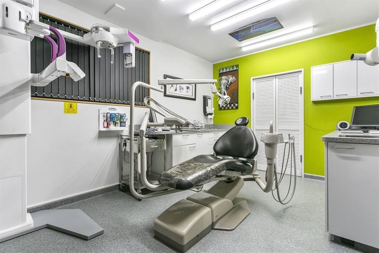 Photo of property in 14 Hastings Road, Mairangi Bay, Auckland, 0630
