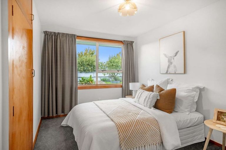 Photo of property in 7 Wolsey Place, Hillmorton, Christchurch, 8025
