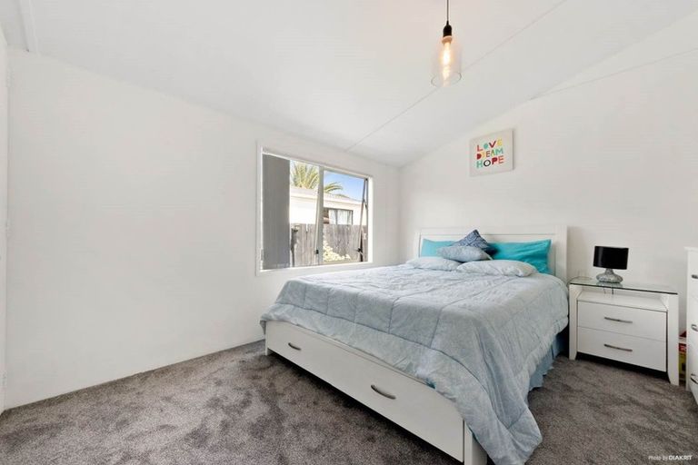 Photo of property in 22 Clover Drive, Henderson, Auckland, 0610