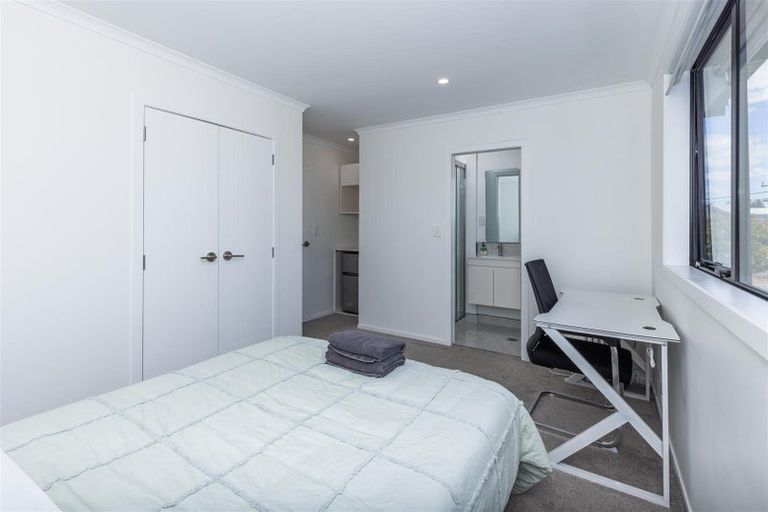 Photo of property in 18u3 May Street, Hamilton East, Hamilton, 3216