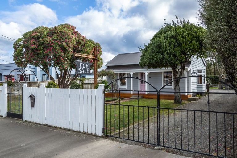 Photo of property in 234 Main Street, Greytown, 5712