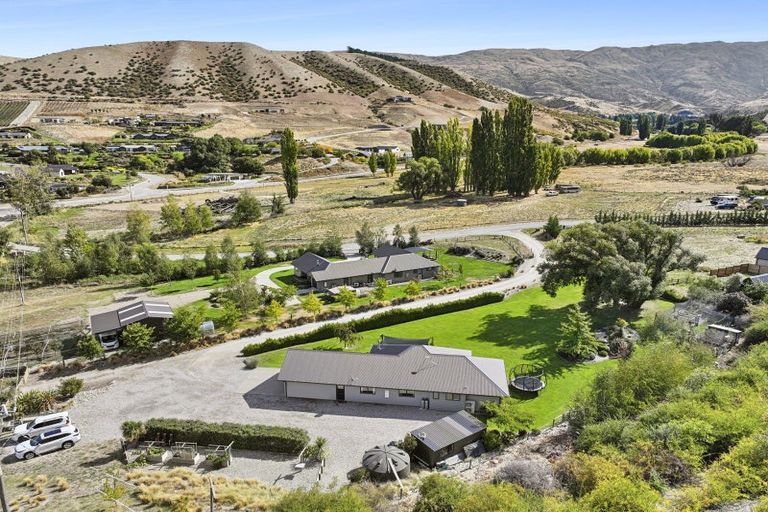 Photo of property in 20 Sugarloaf Drive, Mount Pisa, Cromwell, 9384