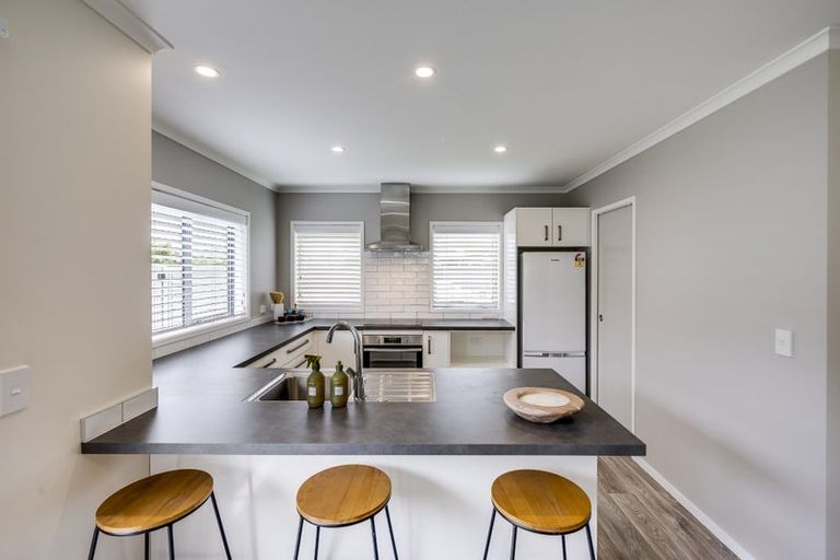 Photo of property in 93 King Street, Taradale, Napier, 4112