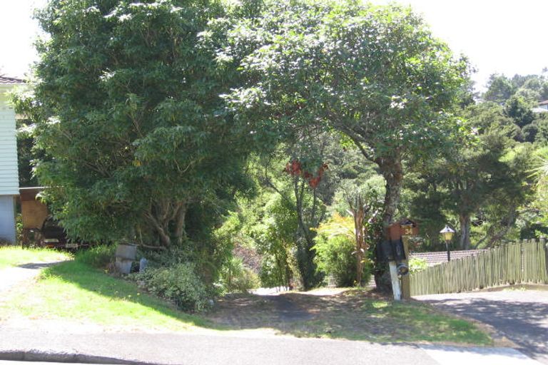 Photo of property in 32 Castleton Street, Birkdale, Auckland, 0626