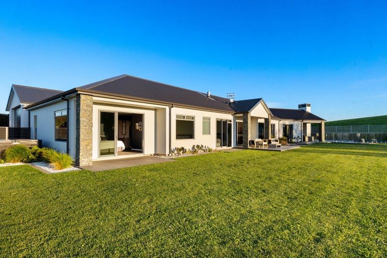 Photo of property in 171 Eskridge Drive, Eskdale, Napier, 4182