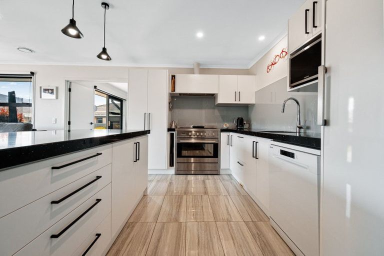 Photo of property in 13 Electric Place, Cromwell, 9310