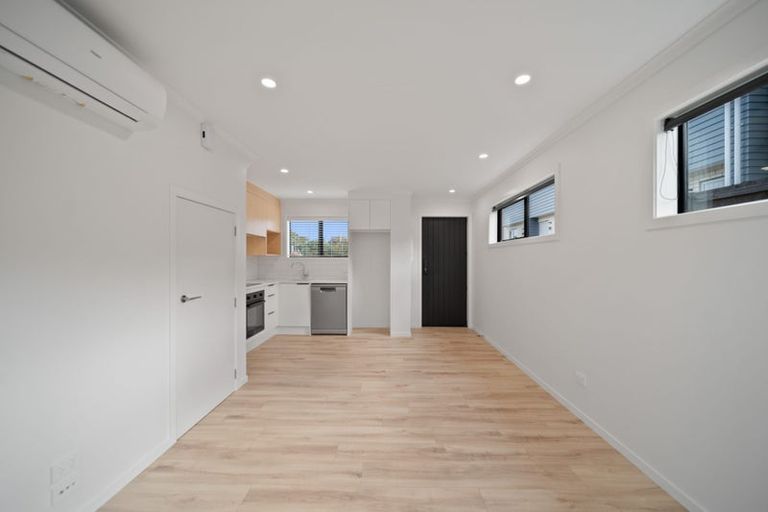 Photo of property in 13/13 Brough Road, Manurewa East, Auckland, 2102