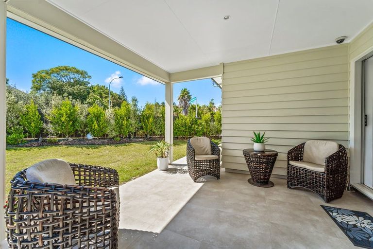 Photo of property in 2 Maylee Crescent, Gulf Harbour, Whangaparaoa, 0930