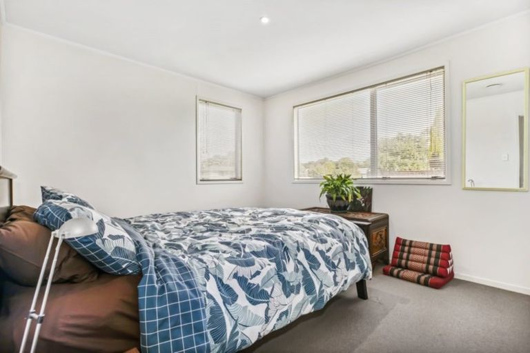 Photo of property in 529 Swanson Road, Ranui, Auckland, 0612