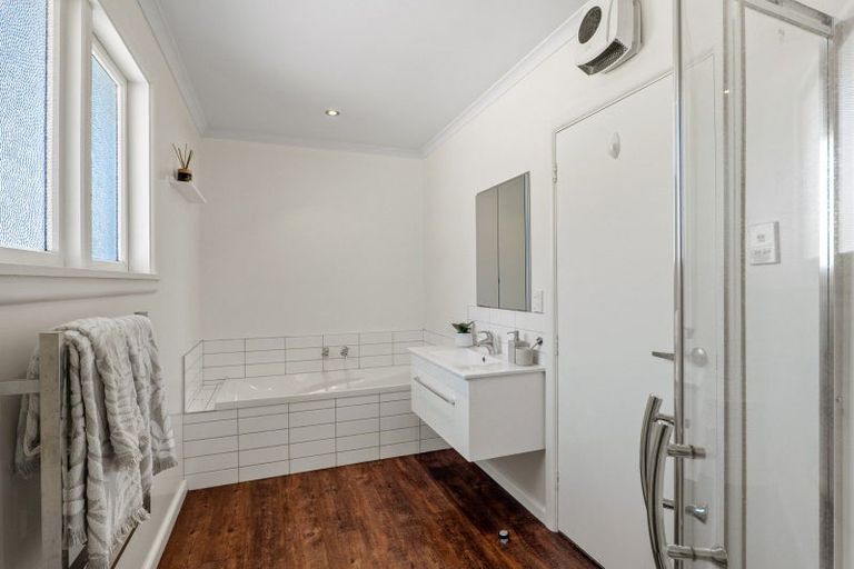 Photo of property in 20 Briggs Road, Mairehau, Christchurch, 8052