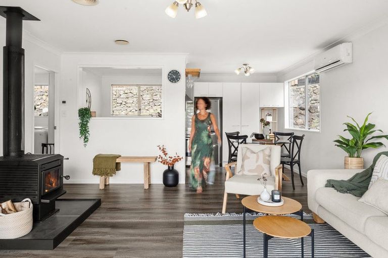 Photo of property in 17a Resolution Road, Welcome Bay, Tauranga, 3112