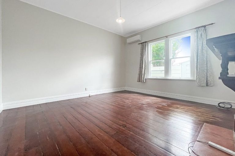 Photo of property in 250 Adelaide Road, Newtown, Wellington, 6021