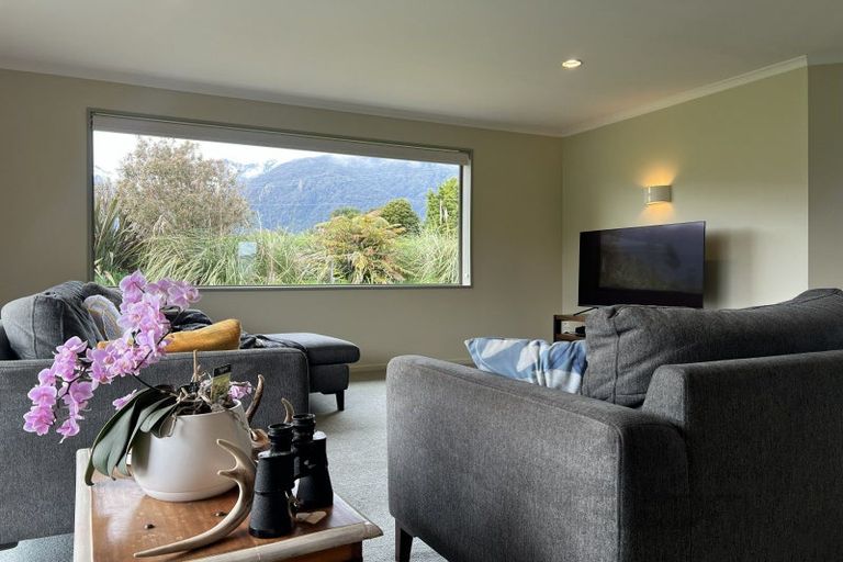 Photo of property in 224 Cook Flat Road, Fox Glacier, 7886