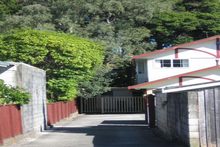 Photo of property in 2/12 Benzie Avenue, Wallaceville, Upper Hutt, 5018