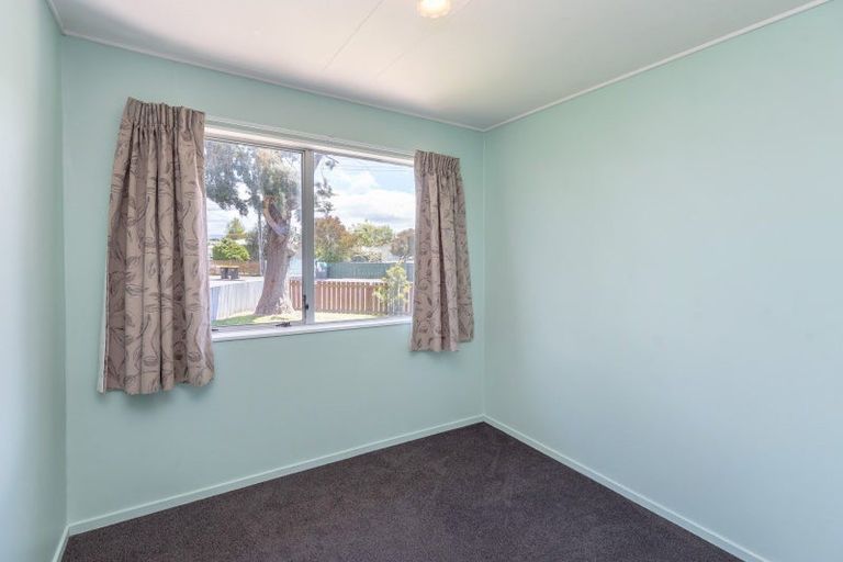 Photo of property in 16 River Road, Masterton, 5810
