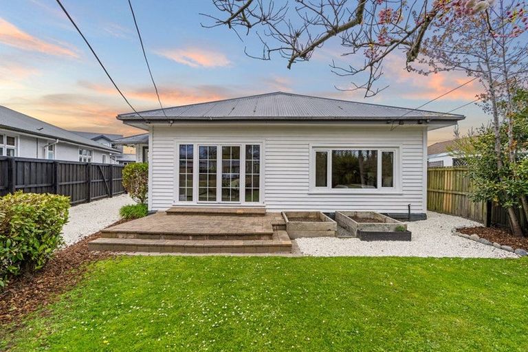 Photo of property in 12 Francis Avenue, Mairehau, Christchurch, 8013