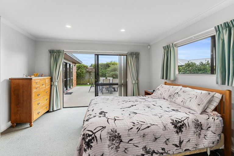 Photo of property in 18 Ludlam Way, Otaki, 5512