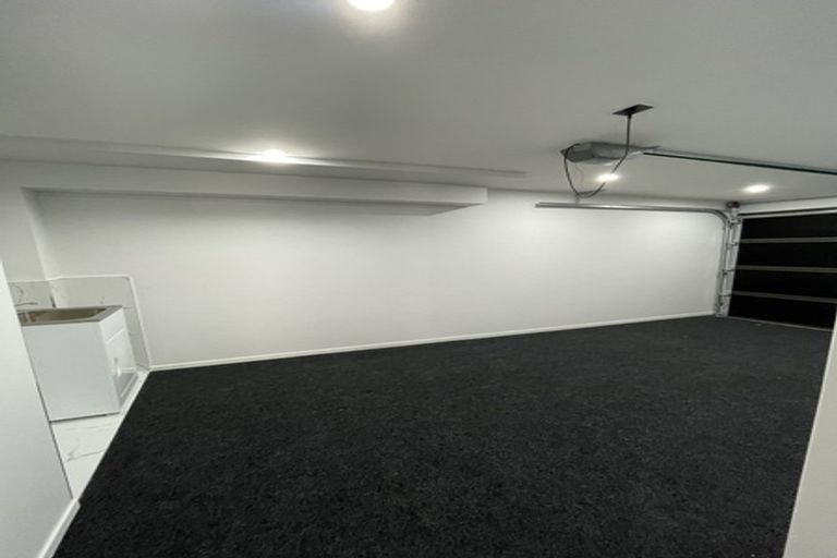 Photo of property in 100a Kimpton Road, Papatoetoe, Auckland, 2025