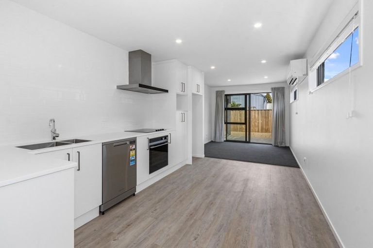 Photo of property in 6 Oakmill Drive, Casebrook, Christchurch, 8051