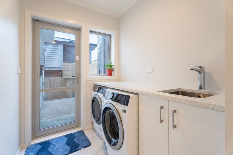 Photo of property in 103 Melksham Drive, Churton Park, Wellington, 6037