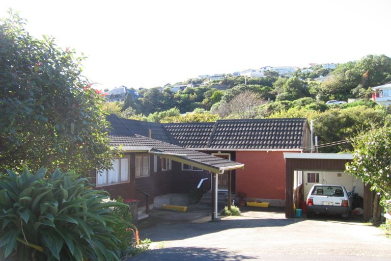 Photo of property in 21a Delhi Crescent, Khandallah, Wellington, 6035