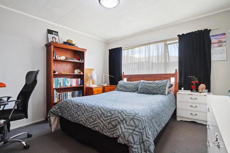 Photo of property in 12a Warriston Avenue, Waiuku, 2123