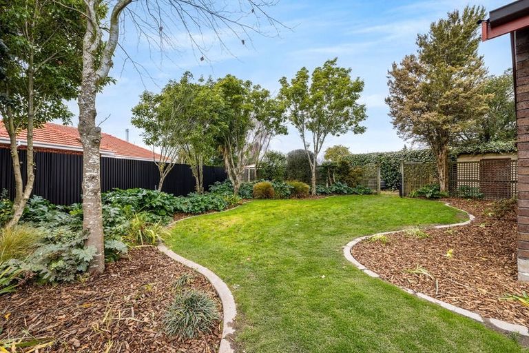 Photo of property in 33 Erin Crescent, Mairehau, Christchurch, 8013