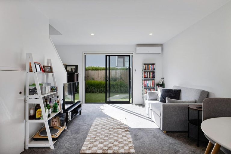Photo of property in 4/318 Armagh Street, Christchurch Central, Christchurch, 8011