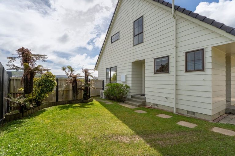 Photo of property in 33 Abilene Crescent, Churton Park, Wellington, 6037