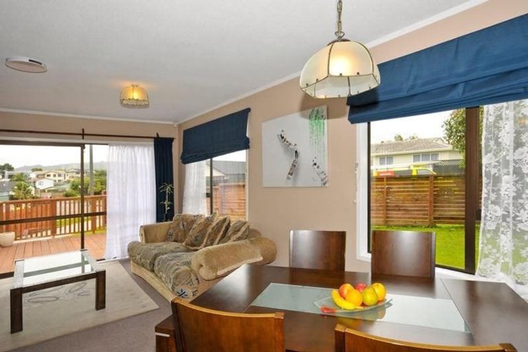 Photo of property in 52f1 Guadeloupe Crescent, Grenada Village, Wellington, 6037
