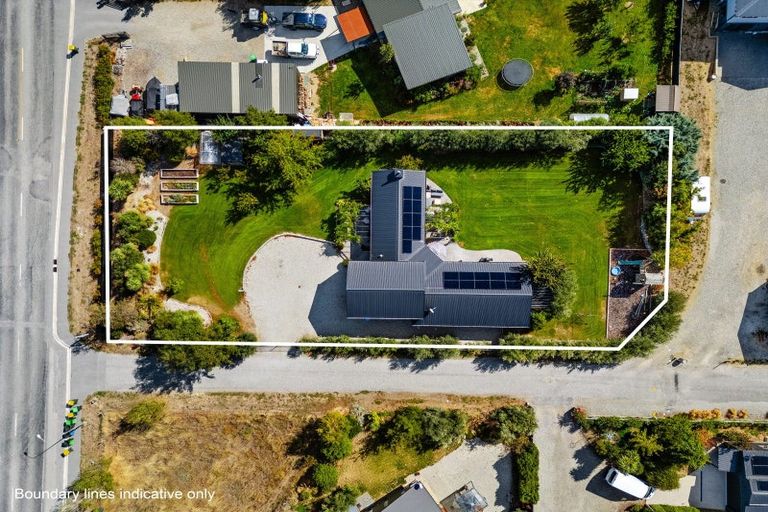 Photo of property in 1 Riesling Way, Cromwell, 9310