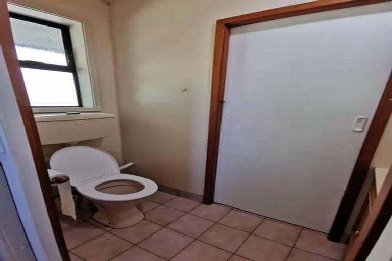 Photo of property in 69 Greers Road, Burnside, Christchurch, 8041